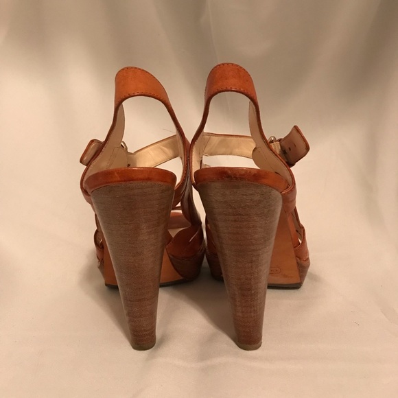 Coach British Tan Leather Heels - Size 8 - Picture 6 of 8